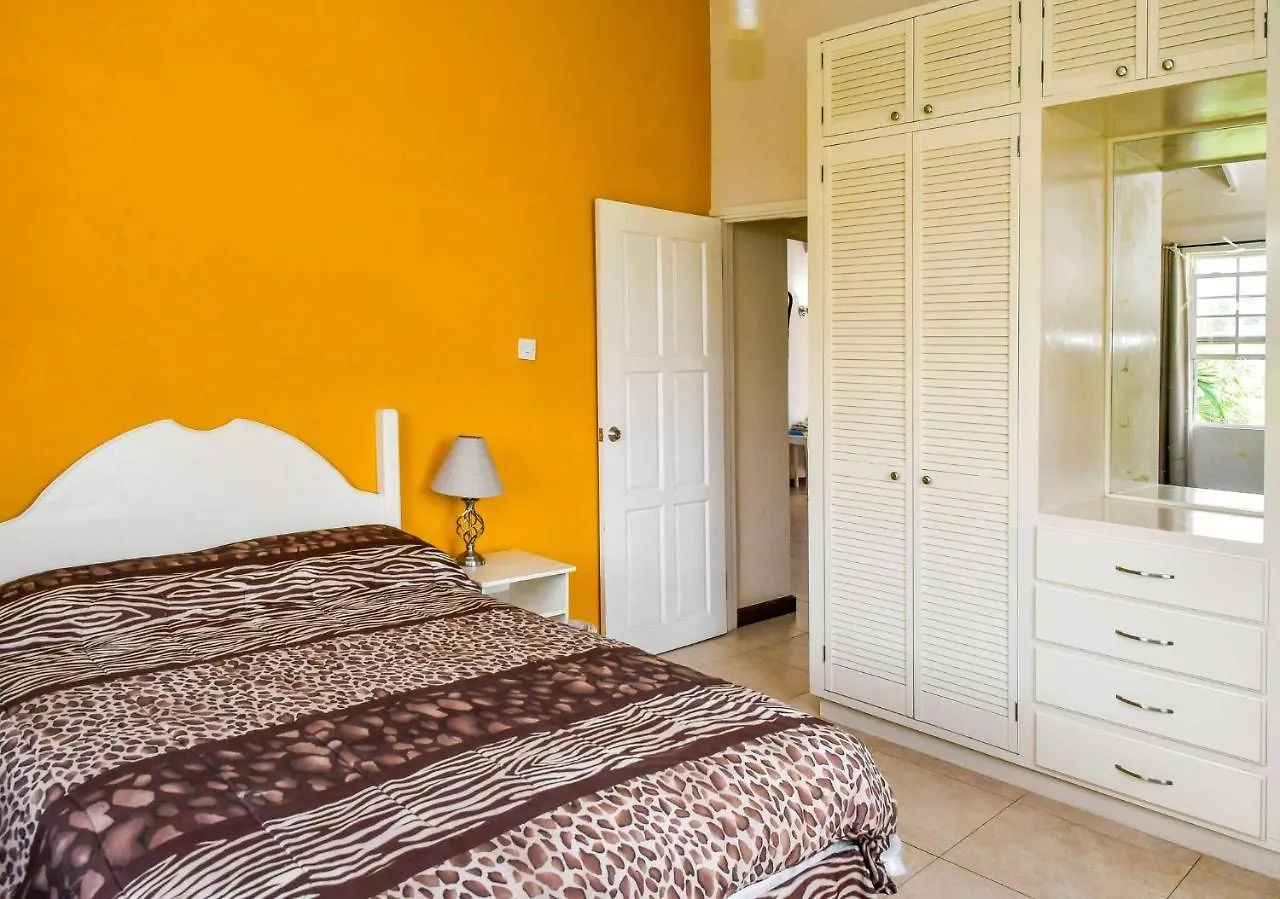Apartment With Pool Near Golf Course And Oistins Providence 바베이도스