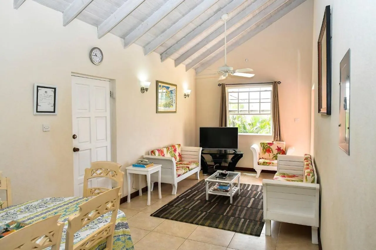 Apartment With Pool Near Golf Course And Oistins Providence 바베이도스