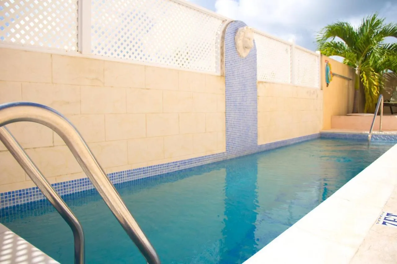 Apartment With Pool Near Golf Course And Oistins Providence